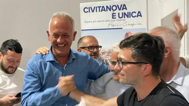 Fabrizio Ciarapica festeggia la vittoria a Civitanova