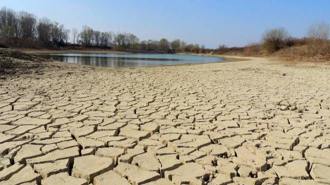 La siccità del Po si fa sempre più allarmante (foto Dire)