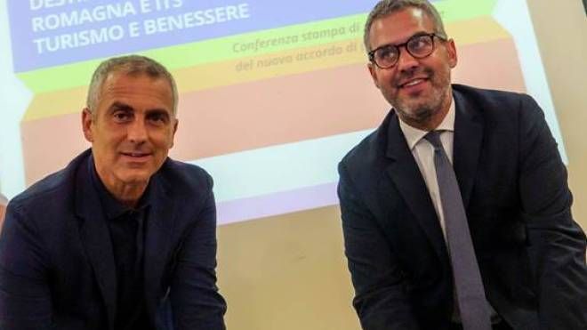I presidenti Pietro Fantini e Jamil Sadegholvaad hanno firmato l'accordo