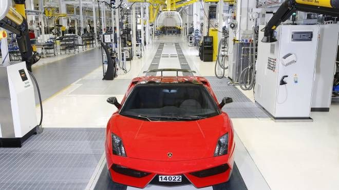 Per Lamborghini il primo semestre del 2022 è da record