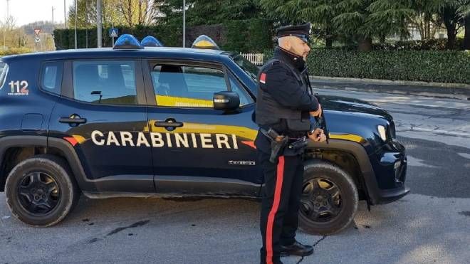 Provvedimento notificato dai carabinieri